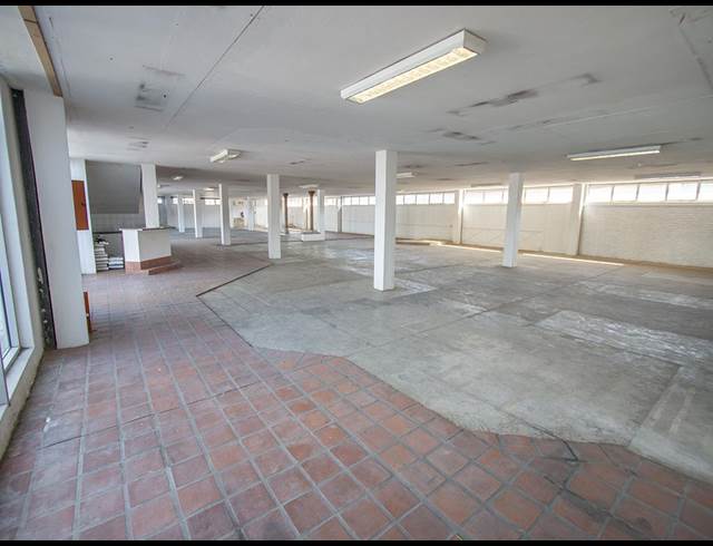 1,300M² WAREHOUSE TO LET IN KYA SANDS
