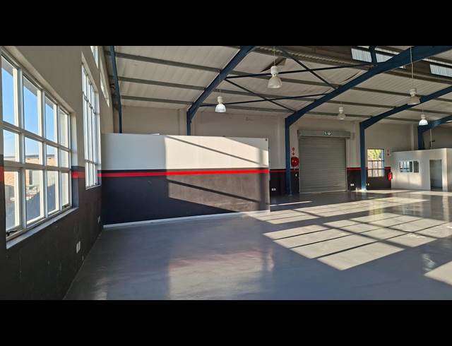 670M² WAREHOUSE TO LET IN NELSPRUIT INDUSTRIAL