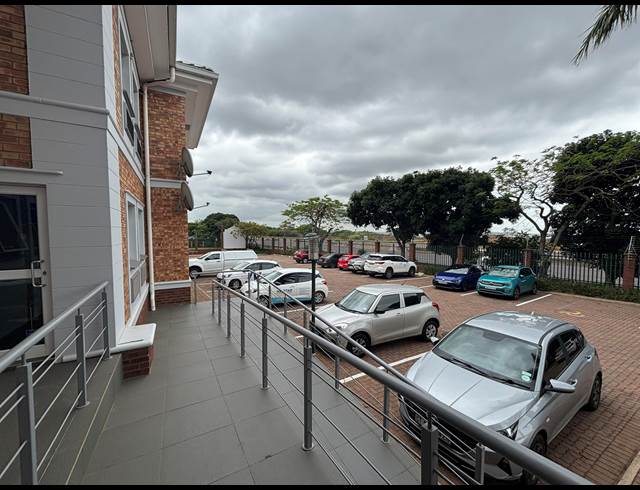 308M² OFFICE TO LET IN BROADLANDS