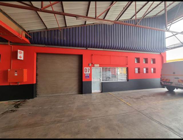 150M² WAREHOUSE TO LET IN STEELEDALE