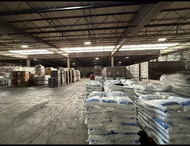 8,000M² WAREHOUSE TO LET IN MOBENI
