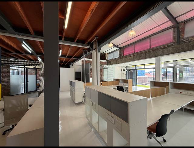260M² OFFICE TO LET IN WOODSTOCK