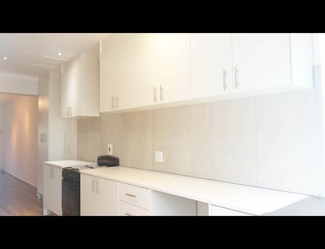 2 bed property to rent in SCHOTSCHE KLOOF