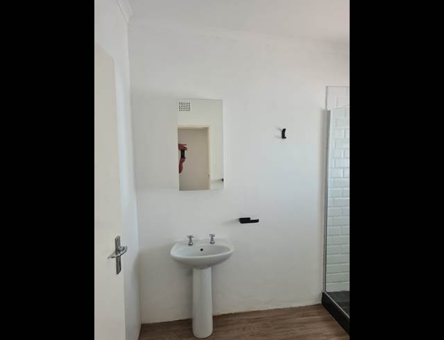 2 bed property to rent in WORCESTER CENTRAL