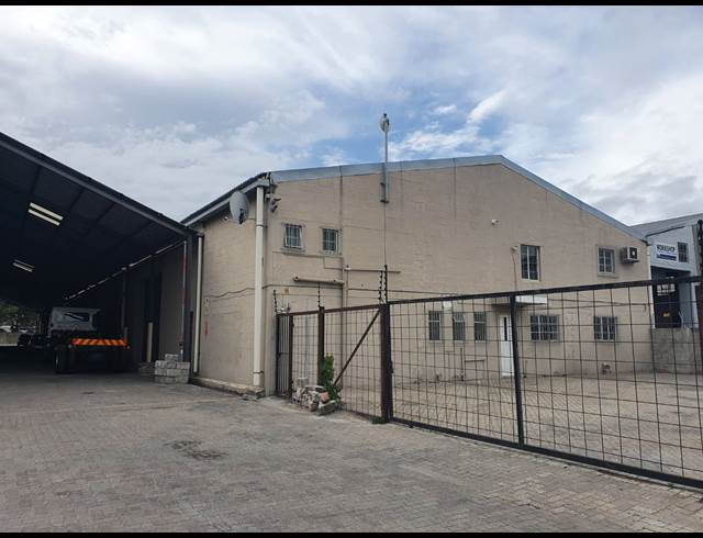 854M² FACTORY RENTED IN BELLVILLE SOUTH INDUSTRIA
