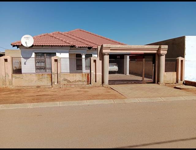 3 BEDROOM PROPERTY TO RENT IN WINDMILL PARK