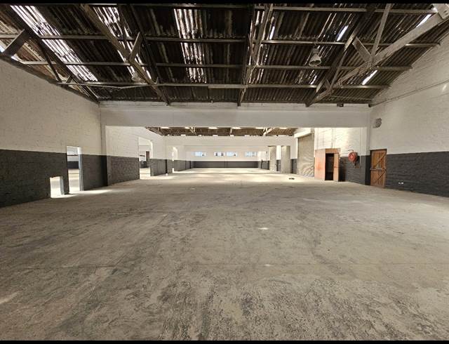 2,356M² WAREHOUSE TO LET IN EPPING INDUSTRIAL