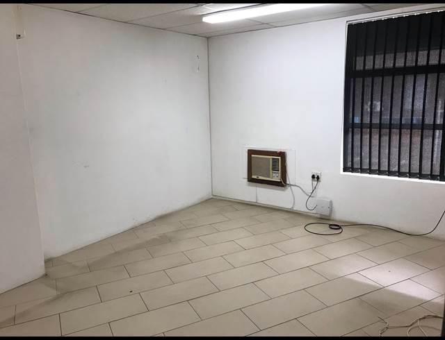 363M² FACTORY TO LET IN WESTMEAD