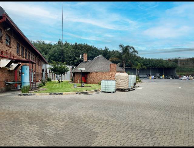 7,287M² WAREHOUSE TO LET IN MEADOWDALE
