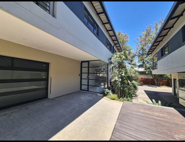 240M² WAREHOUSE TO LET IN ALLANDALE