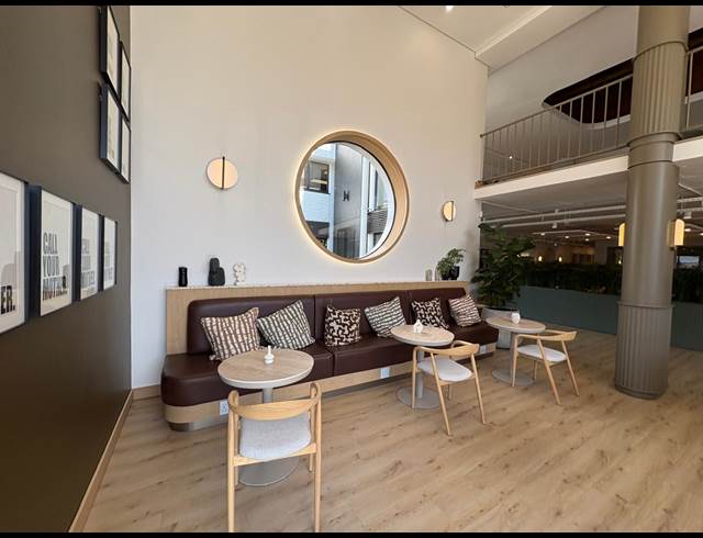 265M² OFFICE TO LET IN HALFWAY HOUSE