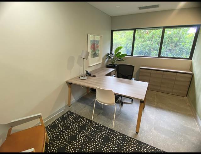14M² OFFICE TO LET IN BALLITO CENTRAL
