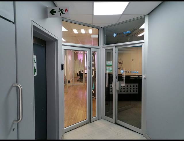 218M² BUILDING TO LET IN TYGER VALLEY