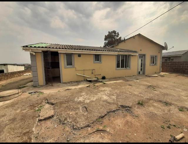 2 BEDROOM PROPERTY TO RENT IN UMLAZI K