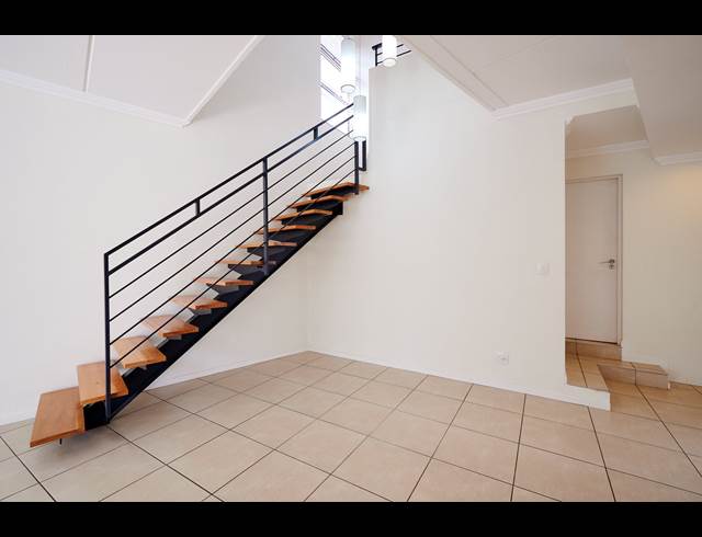 3 BEDROOM TOWNHOUSE RENTED IN PAULSHOF