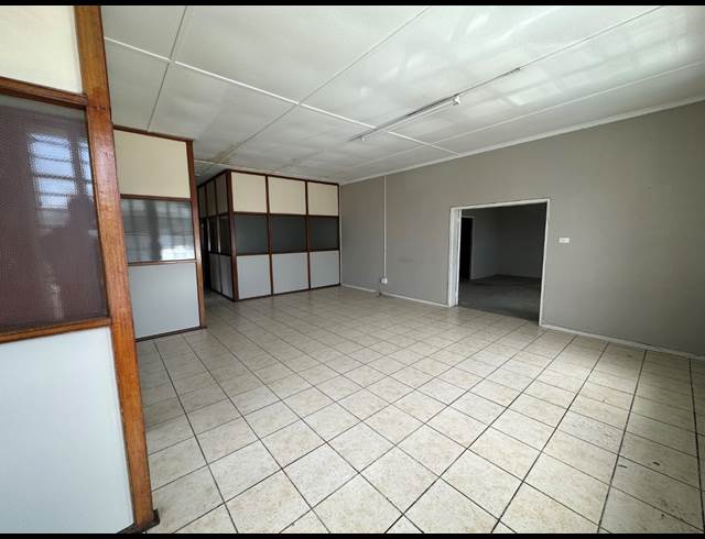 167M² OFFICE TO LET IN PAARDEN EILAND