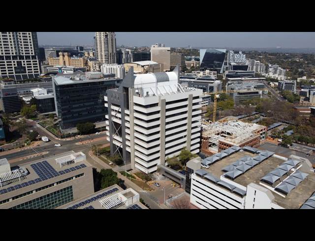 1,971M² OFFICE TO LET IN SANDTON CENTRAL