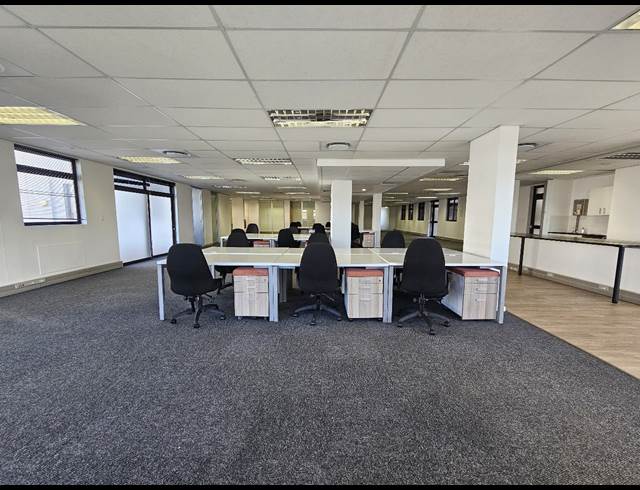 640M² OFFICE TO LET IN CENTURY CITY