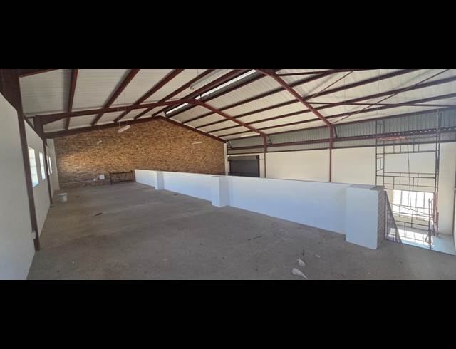 346M² WAREHOUSE TO LET IN RIVERSIDE PARK
