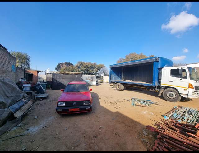650M² WAREHOUSE TO LET IN ALBERTON NORTH