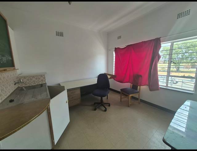 170M² WAREHOUSE TO LET IN KRUGERSDORP CENTRAL