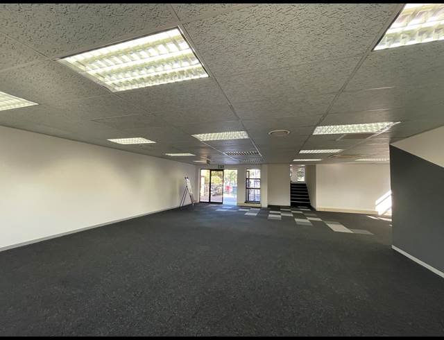 277M² OFFICE TO LET IN HURLINGHAM