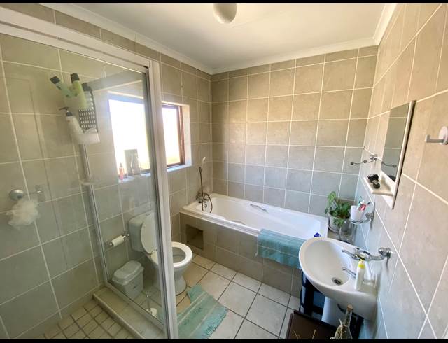 3 BEDROOM SECTIONAL TITLE TO LET IN RANDPARK RIDGE