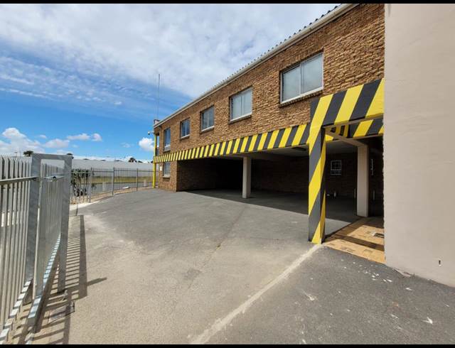 470M² WAREHOUSE RENTED IN KILLARNEY GARDENS
