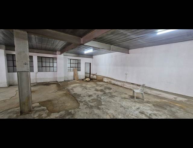 415M² WAREHOUSE TO LET IN TROYEVILLE