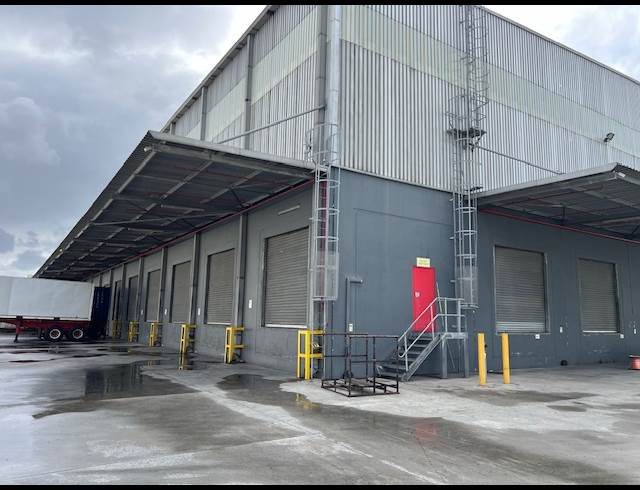10,548M² WAREHOUSE TO LET IN PAROW INDUSTRIAL