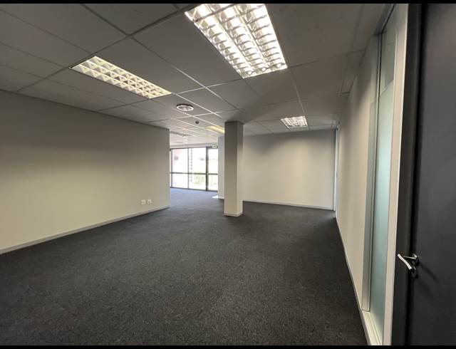 170M² OFFICE TO LET IN IRENE