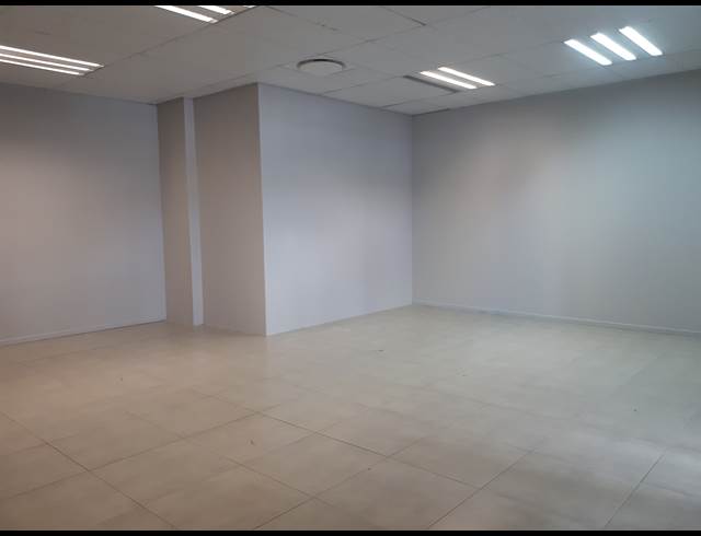 463M² OFFICE TO LET IN NELSPRUIT EXT 7