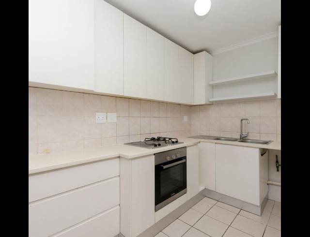 2 bed property to rent in WYNBERG