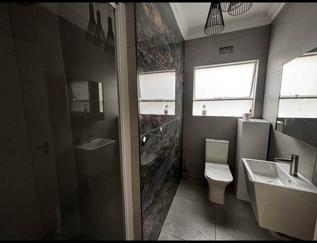 2 BEDROOM APARTMENT TO LET IN MORNINGSIDE