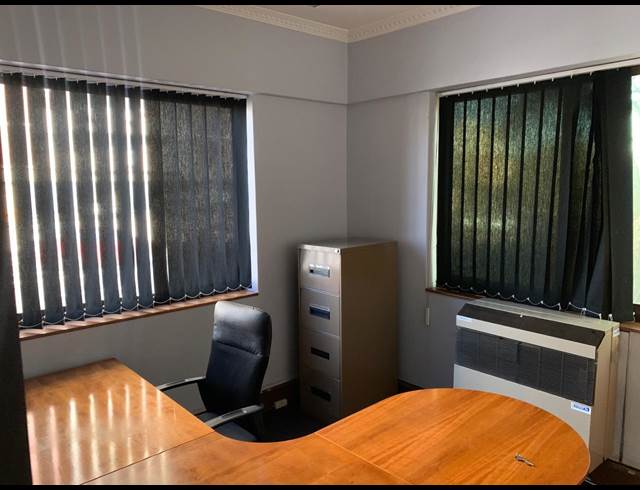 118M² OFFICE TO LET IN BELLVILLE CENTRAL