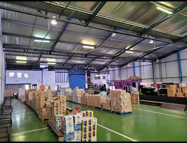 1,179M² WAREHOUSE TO LET IN BELLVILLE SOUTH