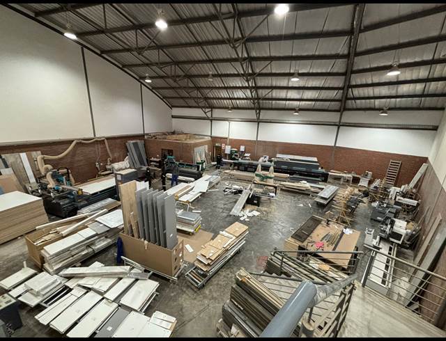 518M² WAREHOUSE TO LET IN HUGHES