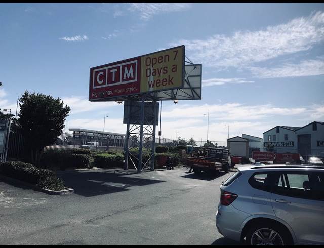 2,019M² SHOWROOM TO LET IN MILNERTON CENTRAL