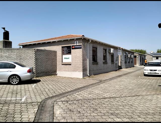 86M² OFFICE RENTED IN ROSENPARK