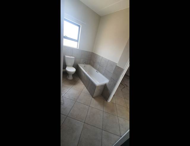 2 bed property to rent in NORTON'S HOME ESTATES