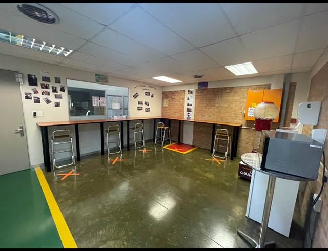 2,313M² FACTORY TO LET IN TUNNEY