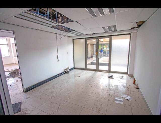 377M² RETAIL TO LET IN NORTH RIDING