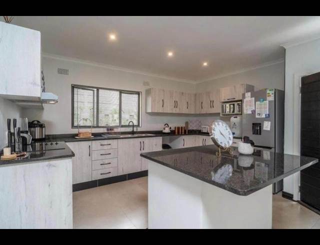 2 BEDROOM PROPERTY TO RENT IN DAWNCLIFFE