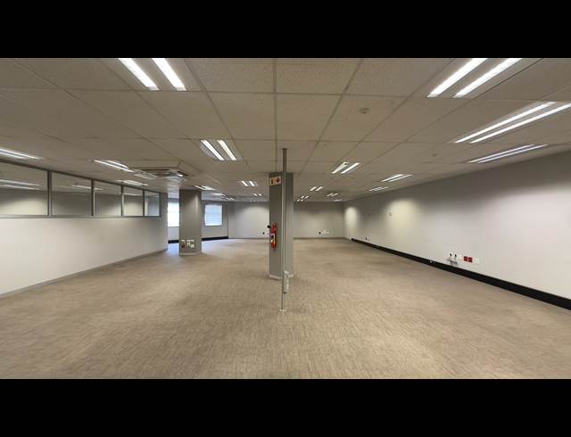 4,000M² OFFICE TO LET IN MEADOWDALE
