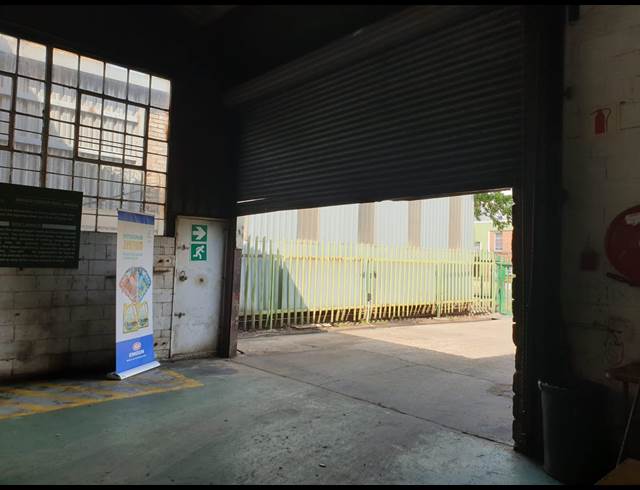 680M² WAREHOUSE TO LET IN WADEVILLE