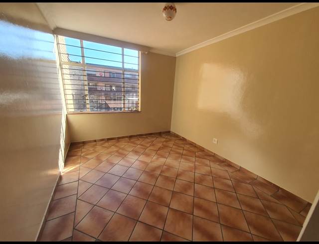 2 BEDROOM PROPERTY TO RENT IN RANDHART