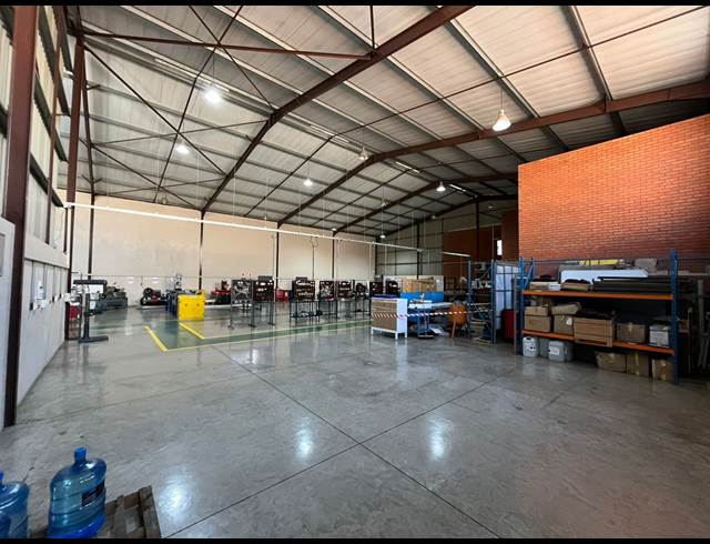 1,000M² WAREHOUSE TO LET IN DALPARK