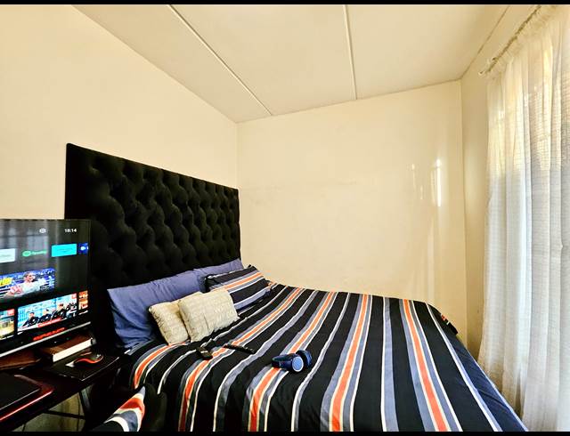 2 bed property to rent in TERENURE