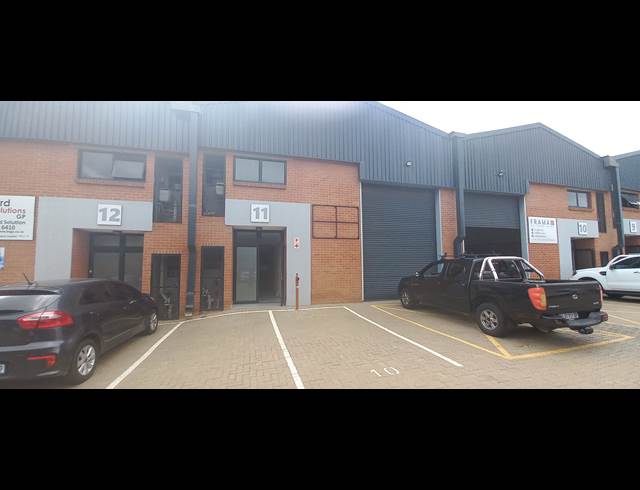 191.20M² MINI FACTORY TO LET IN LASER PARK