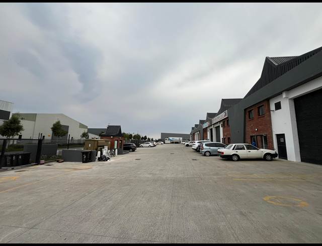 420M² WAREHOUSE TO LET IN RIVERGATE